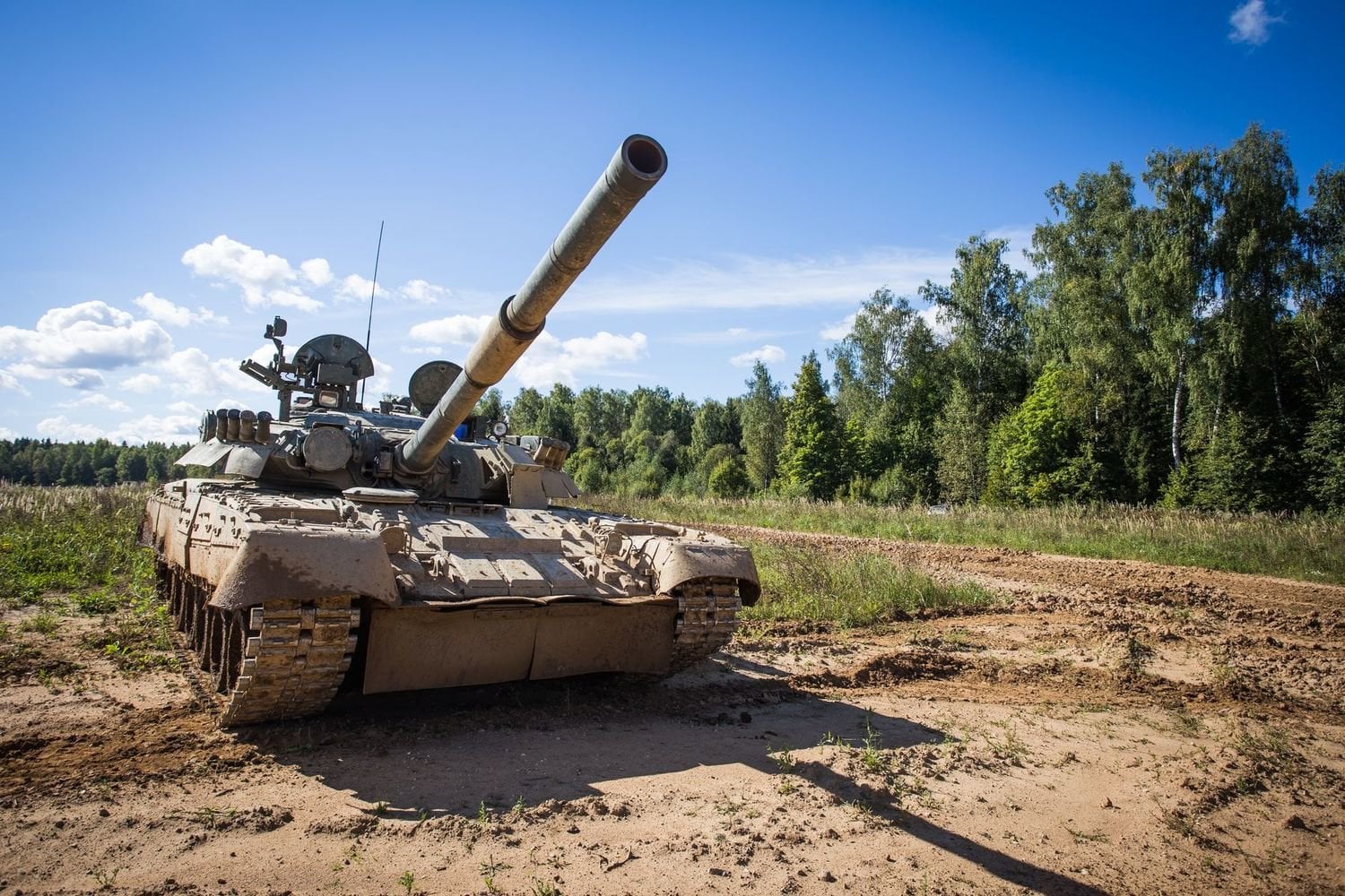 Катание на танке Т-80